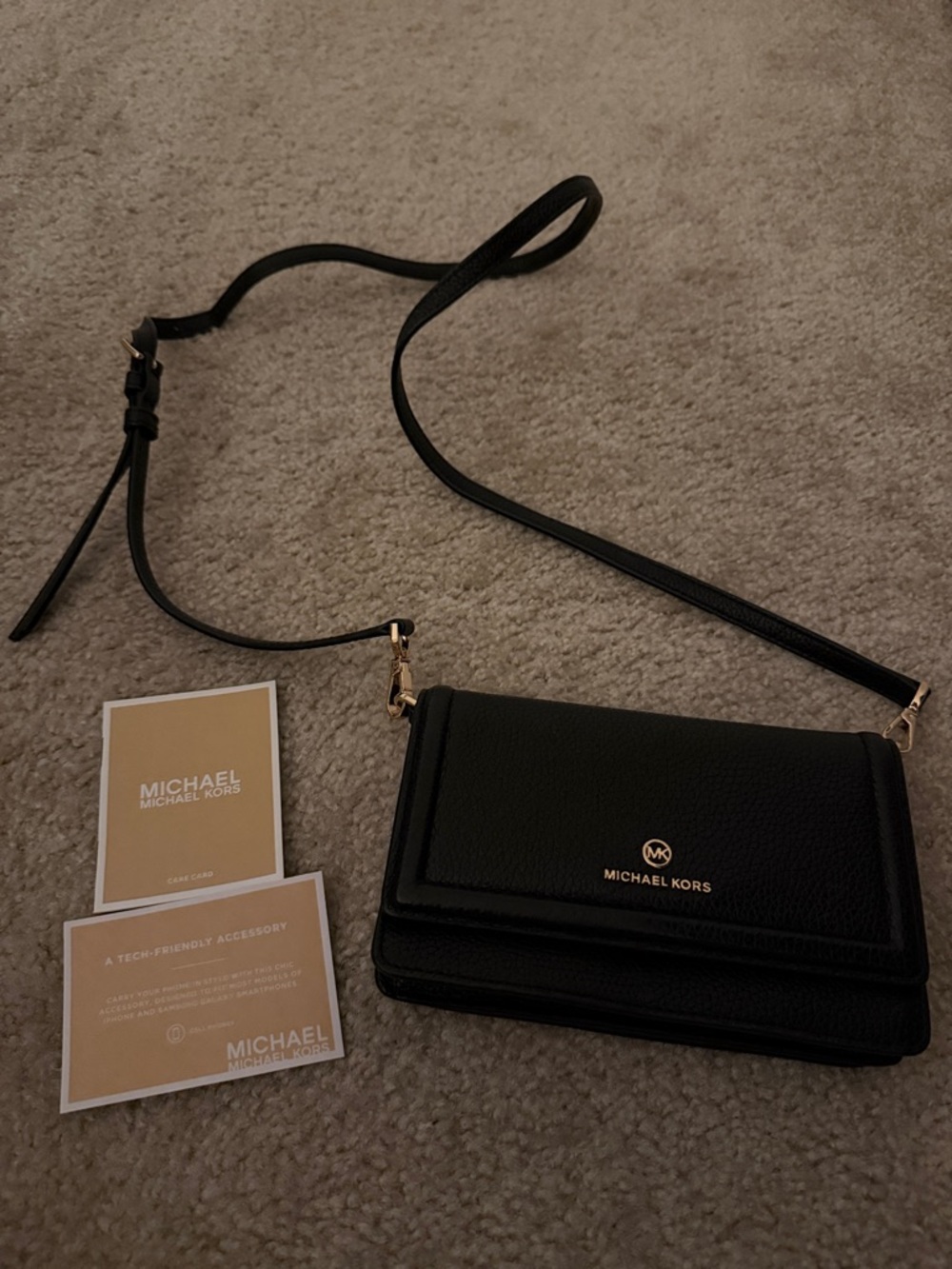 Jet Small Pebbled Leather Smartphone Convertible Crossbody Bag